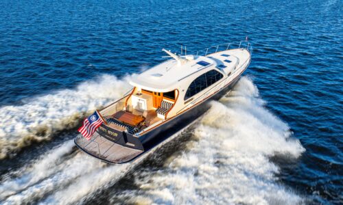 Palm Beach Motor Yachts PB55 2020