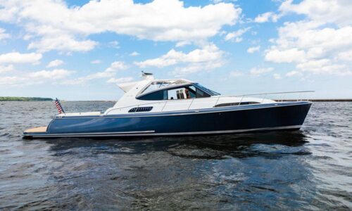 Palm Beach Motor Yachts GT50 2019